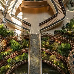 Parkroyal Collection Marina Bay, מלון